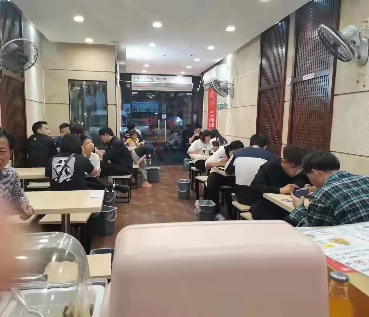 如意餛飩店生意好不好？還需要自己的努力！