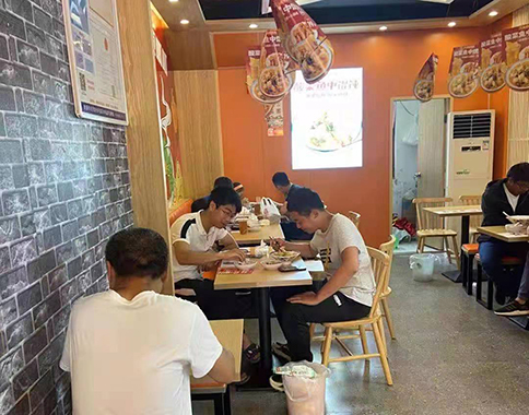 熱烈祝賀江蘇南通如意餛飩中港翡翠城店盛大開(kāi)業(yè)！