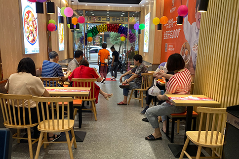 熱烈祝賀湖北黃石如意餛飩大冶實驗中學店盛大開業！